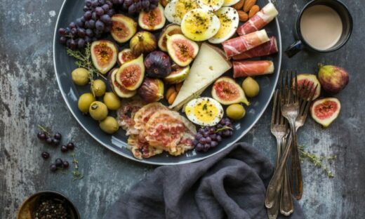 Bowl fruits